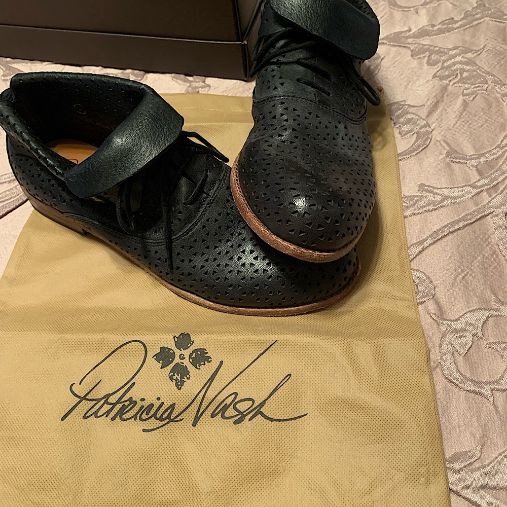 Beautiful Patricia Nash shoes. Can be worn with jeans or nice slacks. Worn once.